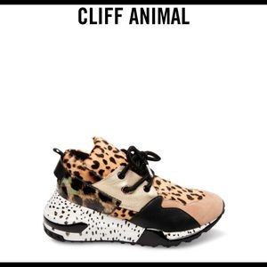 NEW in Box. Steve Madden Cliff Animal Sneaker.